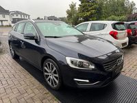 Gebraucht Volvo V60 Summum 220 PS (161 kW) 2015 Blau Kombi