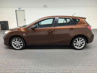 Gebraucht Mazda 3 Edition 105 PS (77 kW) 2012 Autumn bronze Limousine
