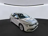 Gebraucht VW Golf VIII Life 150 PS (110 kW) 2022 Weiß Limousine