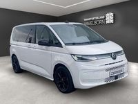 Gebraucht VW Multivan Life 150 PS (110 kW) 2023 Candyweiß Van