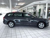 Gebraucht VW Passat 150 PS (110 kW) 2014 Uranograu Kombi