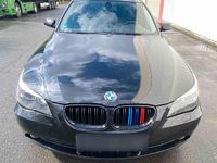 Gebraucht BMW 523 177 PS (130 kW) 2006 Schwarz Kombi