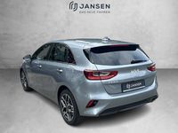 Neu Kia Ceed 140 PS (102 kW) 2025 Silber Kleinwagen