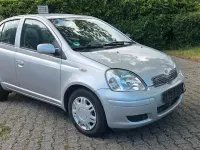 Gebraucht Toyota Yaris 88 PS (64 kW) 2004 Silber Kleinwagen