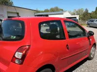 Używany Renault Twingo 75 KM (55 kW) 2011 Czerwony Hatchback