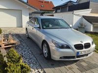 Gebraucht BMW 525 218 PS (160 kW) 2006 Silber Limousine