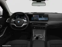 Gebraucht BMW 320 190 PS (139 kW) 2025 Weiß Limousine