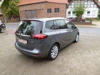 Gebraucht Opel Zafira 140 PS (102 kW) 2017 Light grey Van / Kleinbus