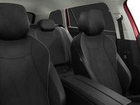 Gebraucht VW Passat Business 150 PS (110 kW) 2025 Chilirot Kombi