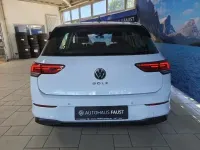 Gebraucht VW Golf VIII Life 116 PS (85 kW) 2022 Weiß Limousine