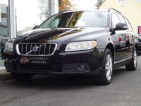 Gebraucht Volvo V70 Basis 145 PS (106 kW) 2009 Schwarz Kombi