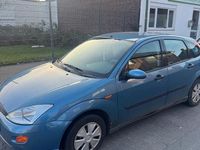 Gebraucht Ford Focus Ambiente 75 PS (55 kW) 2001 Blau Kombi