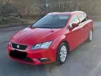 Usado Seat Leon ST 110 HP (80 kW) 2015 Vermelho Carrinha