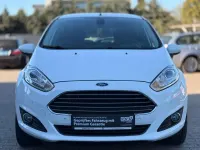 Gebraucht Ford Fiesta Titanium 101 PS (74 kW) 2014 Weiß Kleinwagen
