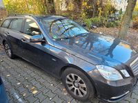 Gebraucht Mercedes E220 170 PS (125 kW) 2011 Grau Kombi