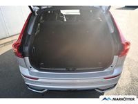 Gebraucht Volvo XC60 Plus 398 PS (292 kW) 2024 Silver dawn SUV