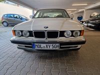 Gebraucht BMW 750 300 PS (220 kW) 1990 Weiß Limousine