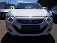 Gebraucht Hyundai i40 Style 136 PS (100 kW) 2013 Creamy white Kombi