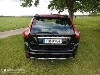 Używany Volvo XC60 Kinetic 150 KM (110 kW) 2015 Czarny SUV