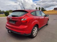 Gebraucht Ford Focus 109 PS (80 kW) 2011 Rot Limousine