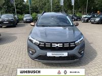 Gebraucht Dacia Jogger Extreme 101 PS (74 kW) 2025 Grün Van / Kleinbus