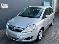 Gebraucht Opel Zafira 94 PS (69 kW) 2008 Silber Van / Kleinbus