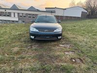 Gebraucht Ford Mondeo 125 PS (91 kW) 2006 Blau Kombi