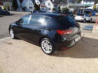 Second-hand Seat Leon Style 150 CP (110 kW) 2015 Negru Berlinǎ