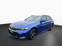 Gebraucht BMW 330e Performance 292 PS (214 kW) 2022 Blau Kombi