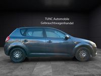 Gebraucht Kia Ceed Edition 7 90 PS (66 kW) 2011 Grau Kleinwagen