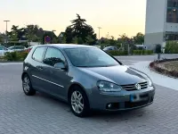 Gebraucht VW Golf V 80 PS (58 kW) 2008 Grau Kleinwagen