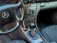 Gebraucht Mercedes 220 2005 Grau Kombi
