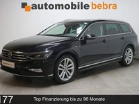 Gebraucht VW Passat R-line 150 PS (110 kW) 2023 Deep black Kombi