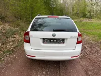 Gebraucht Skoda Octavia 140 PS (102 kW) 2012 Weiß Kombi