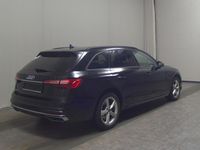 Gebraucht Audi A4 Advanced 163 PS (119 kW) 2021 Schwarz Kombi