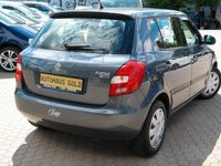 Gebraucht Skoda Fabia Ambiente 60 PS (44 kW) 2008 Grau Kleinwagen