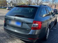 Gebraucht Skoda Octavia G-TEC Ambition 2018 Grau Kombi