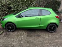 Gebraucht Mazda 2 75 PS (55 kW) 2011 Grün Kleinwagen