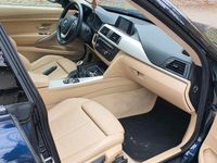 Gebraucht BMW 320 186 PS (136 kW) 2014 Blau Limousine