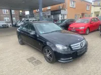 Gebraucht Mercedes C180 Avantgarde 156 PS (114 kW) 2011 Schwarz Limousine