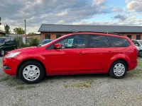 Gebraucht Ford Focus 101 PS (74 kW) 2011 Rot Limousine
