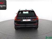 Gebraucht Volvo XC60 197 PS (144 kW) 2022 Schwarz SUV
