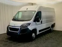 Gebraucht Peugeot Boxer Premium 140 PS (102 kW) 2022 Weiß Van