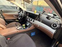 Gebraucht Mercedes E350 Avantgarde 258 PS (189 kW) 2017 Blau Kombi