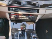 Gebraucht BMW 550 408 PS (300 kW) 2013 Grau Limousine