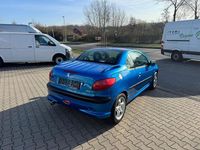 Gebraucht Peugeot 206 CC 109 PS (80 kW) 2003 Blau Cabrio