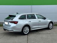 Neu Skoda Octavia Selection 116 PS (85 kW) 2025 Silber Kombi