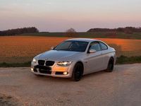 Gebraucht BMW 320 170 PS (125 kW) 2007 Andere farben Coupé