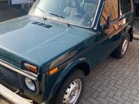 Gebraucht Lada niva 85 PS (62 kW) 2009 Grün SUV