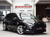 Gebraucht Ford Focus ST 250 PS (183 kW) 2017 Schwarz Limousine
